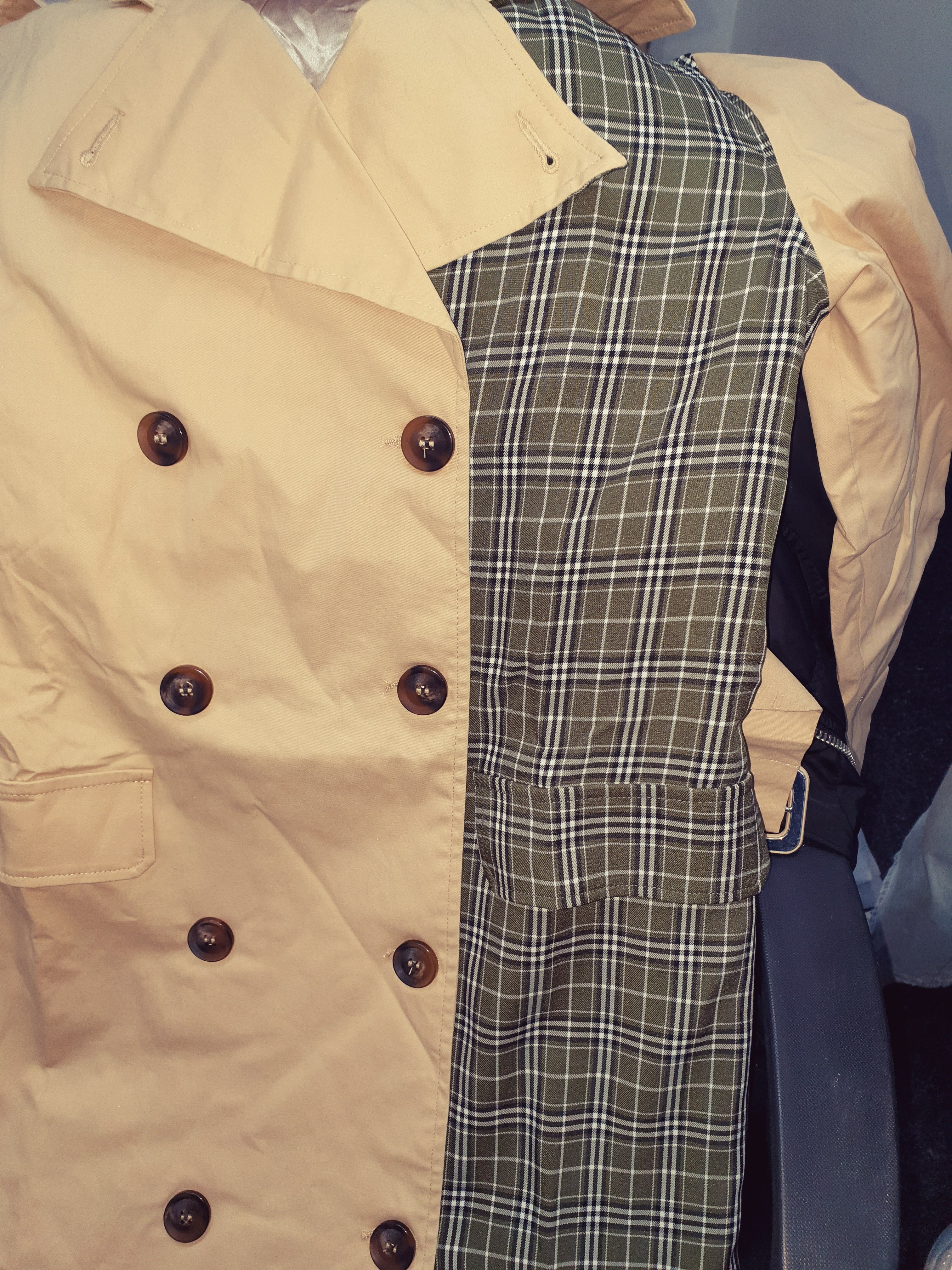 Khaki/Stone Chen Contrast Panelled Trench Coat – UNIQUE21